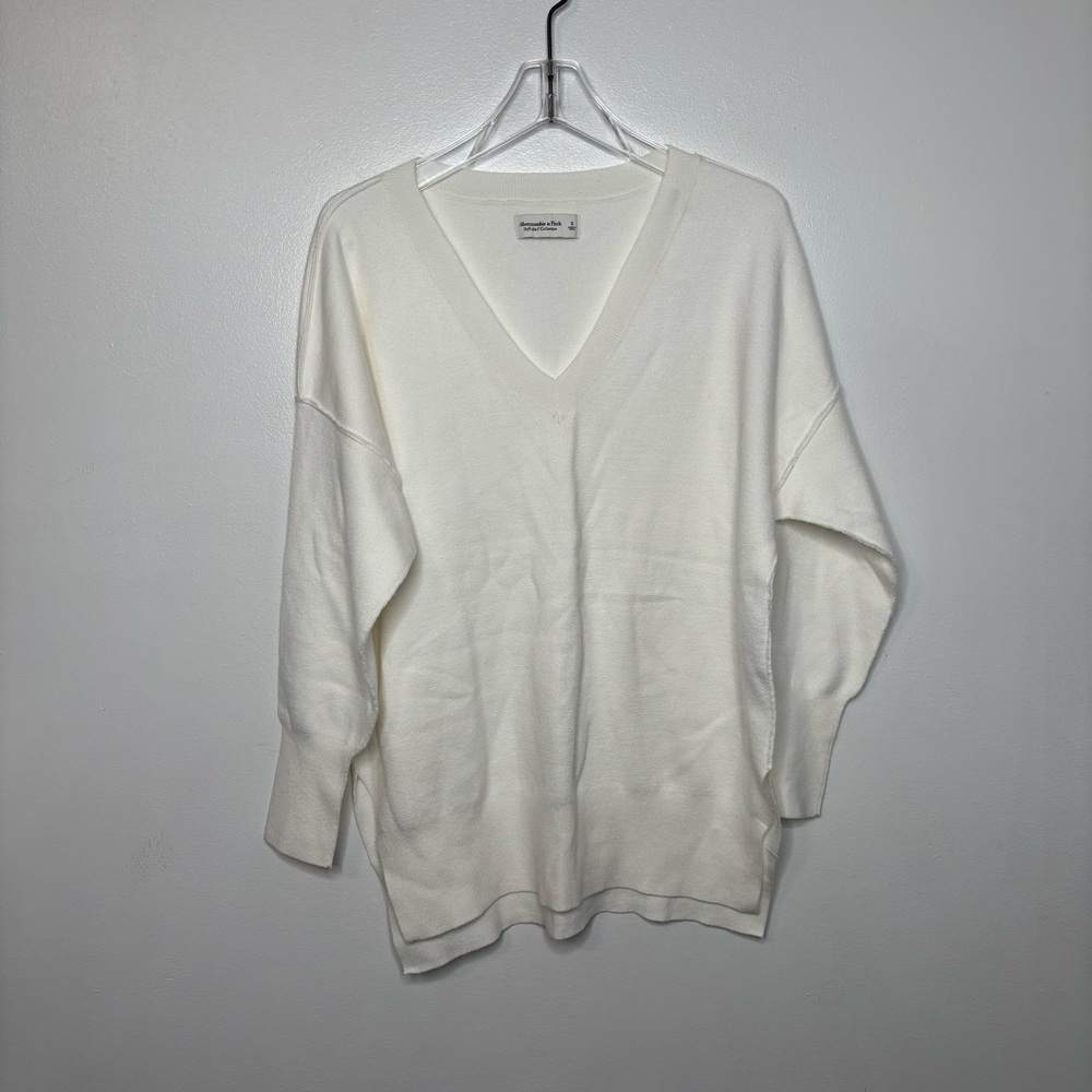 Abercrombie & Fitch Soft A&F V-Neck Sweater Women Small Ivory Oversized